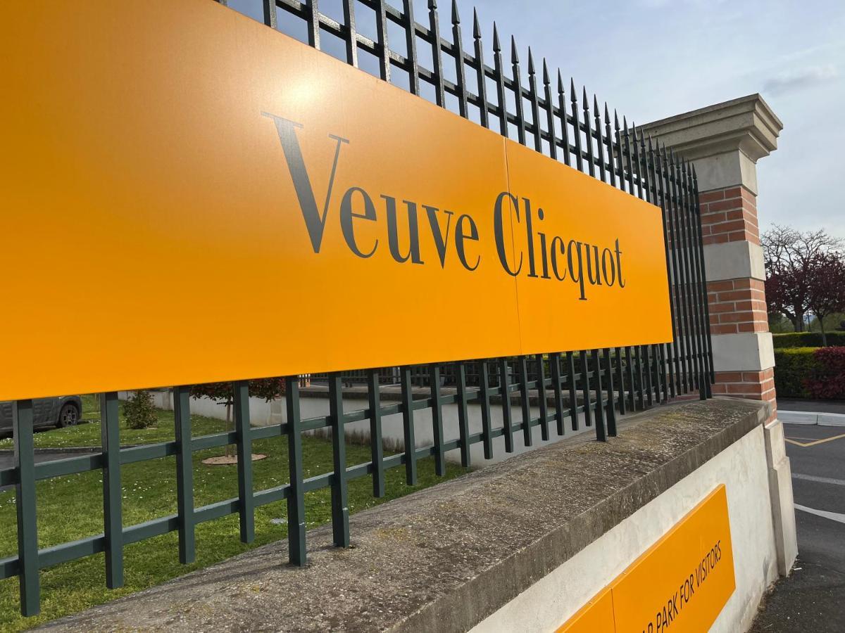 Les Rives Remoises Apartman Reims Kültér fotó